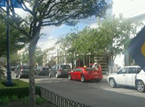 ＜ステイ先の近所のスーパーやショッピングモール＞