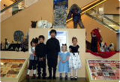 基地内のSCのフードコートで軽い食事